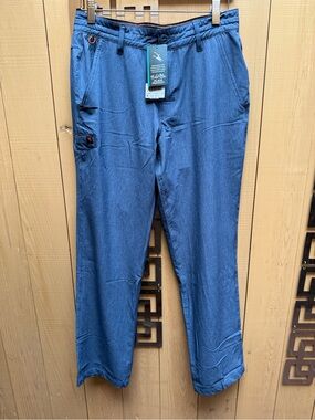 Salt Life expedition Plier pants. NWT